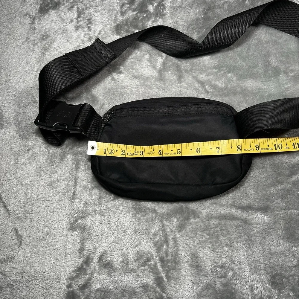 Lululemon Bag Everywhere Belt Bag Black Fanny Pack  Onesize Black